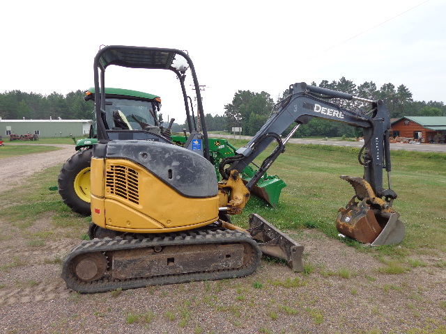 (image for) John Deere 27D Mini Excavator