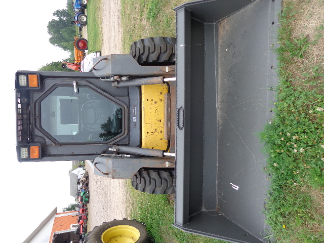 (image for) New Holland L170 Skid Steer