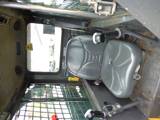 (image for) New Holland L170 Skid Steer