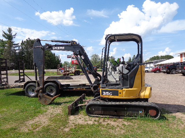 (image for) John Deere 35G Mini Excavator