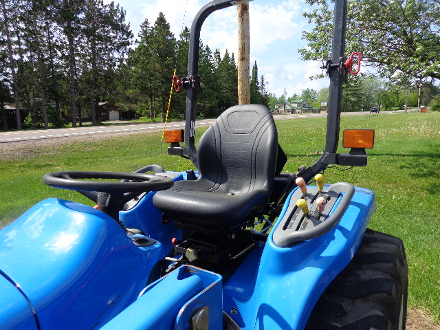 New Holland TC29D [New Holland TC29D] : Polacek Implement, Your Outdoor ...
